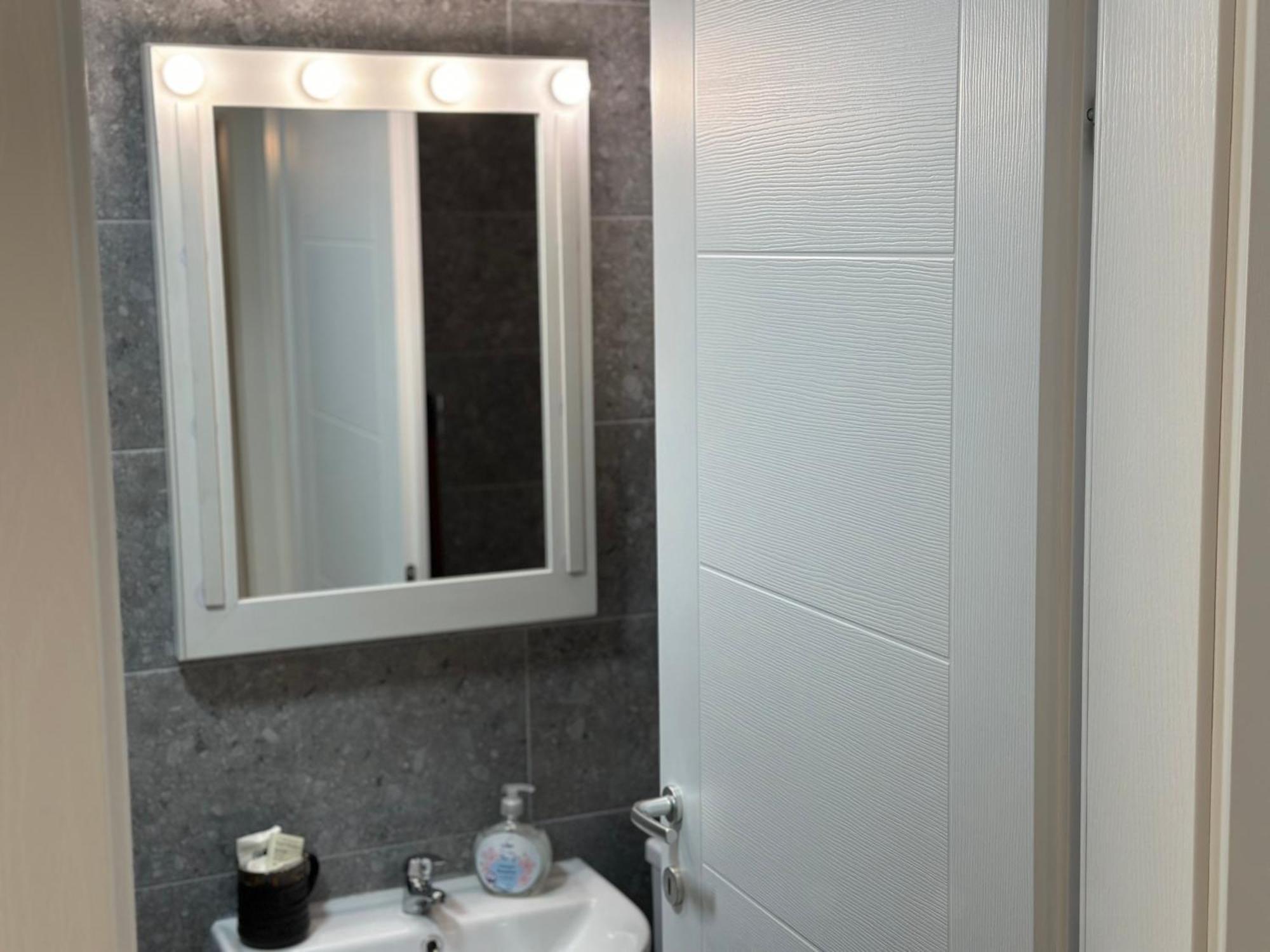 New Garden Apartment Скопье Экстерьер фото